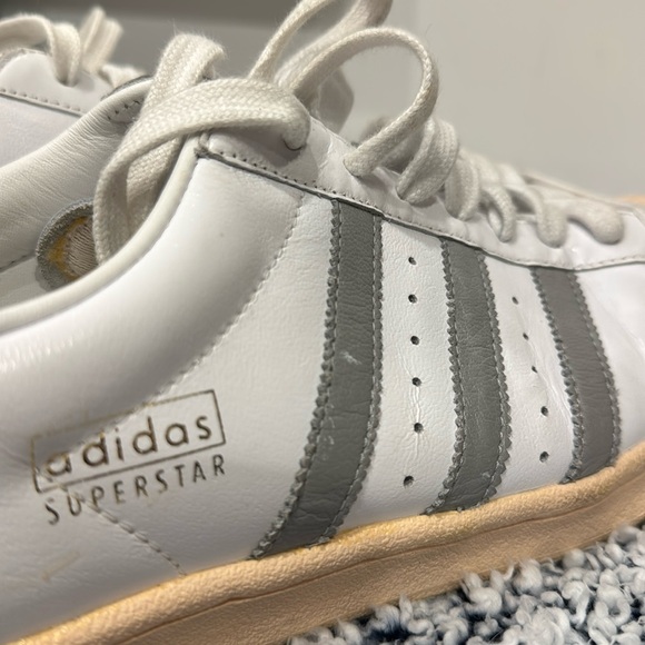 WORN ONCE ONLY FOR AN NBC FILM SHOOT - Adidas Superstar - excellent condition - Picture 5 of 13